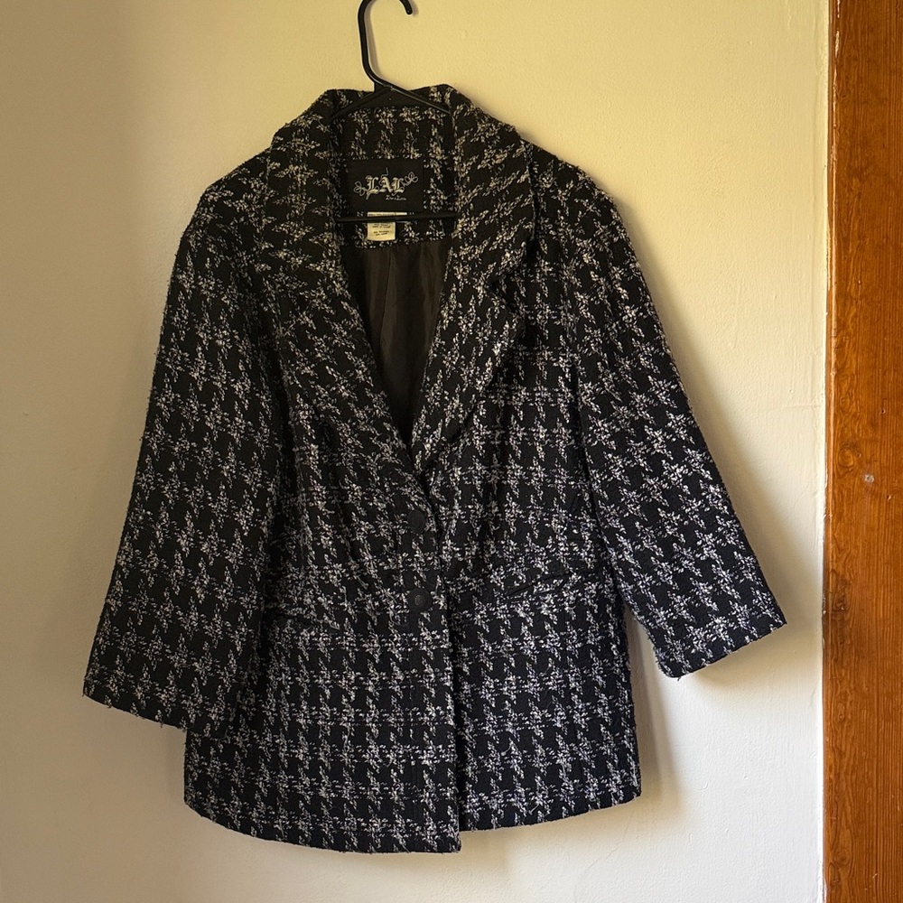 Stylish Black and White Women's Jacket